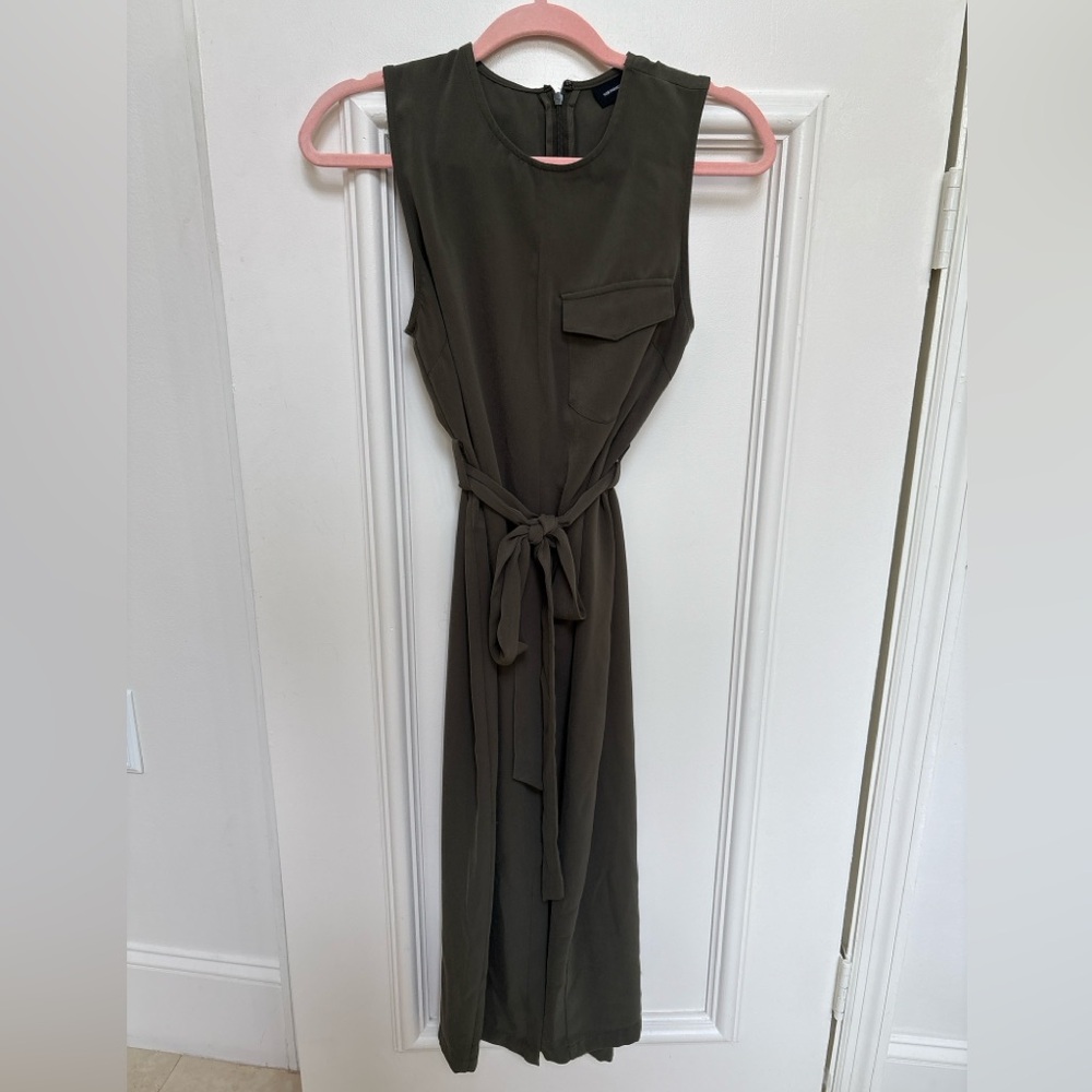 Sleeveless Olive Belted Midi Dress with Chest Pocket - Size S